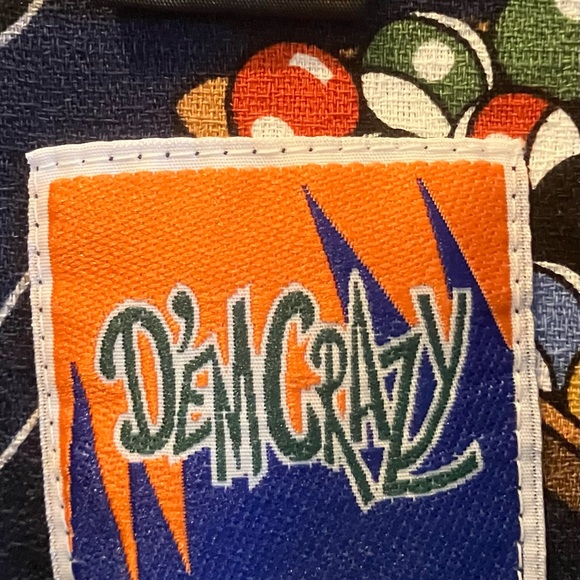 D’Em Crazy Shirt with pool design, Size L, Excellent preowned condition - Picture 2 of 4